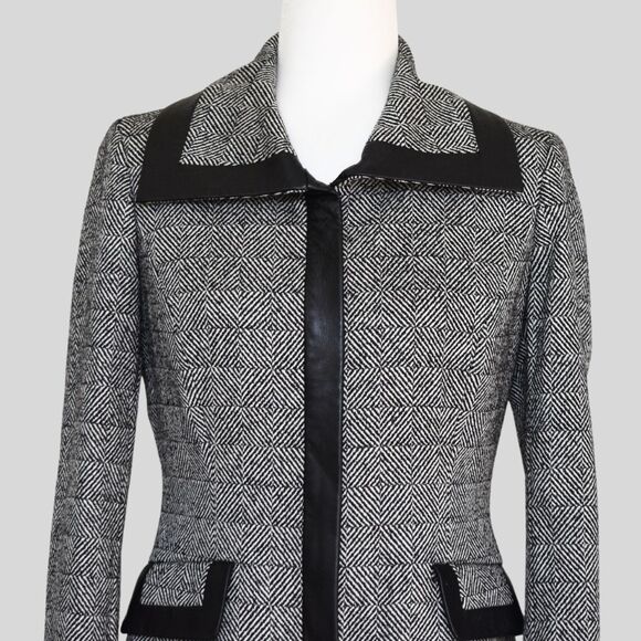 DANA BUCHMAN Women's Zip Up Wool With Leather Trim Blazer Size 4 - Picture 5 of 10